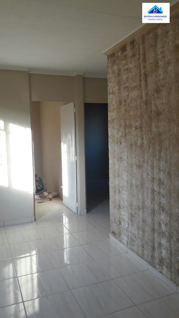 Apartamento à venda com 2 quartos, 52m² - Foto 2