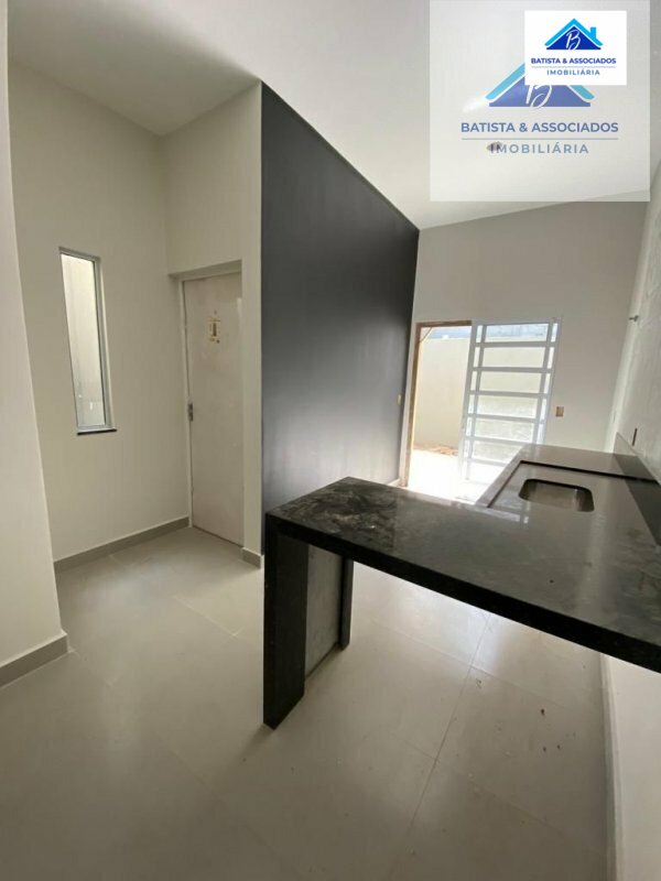 Casa à venda com 3 quartos, 73m² - Foto 4