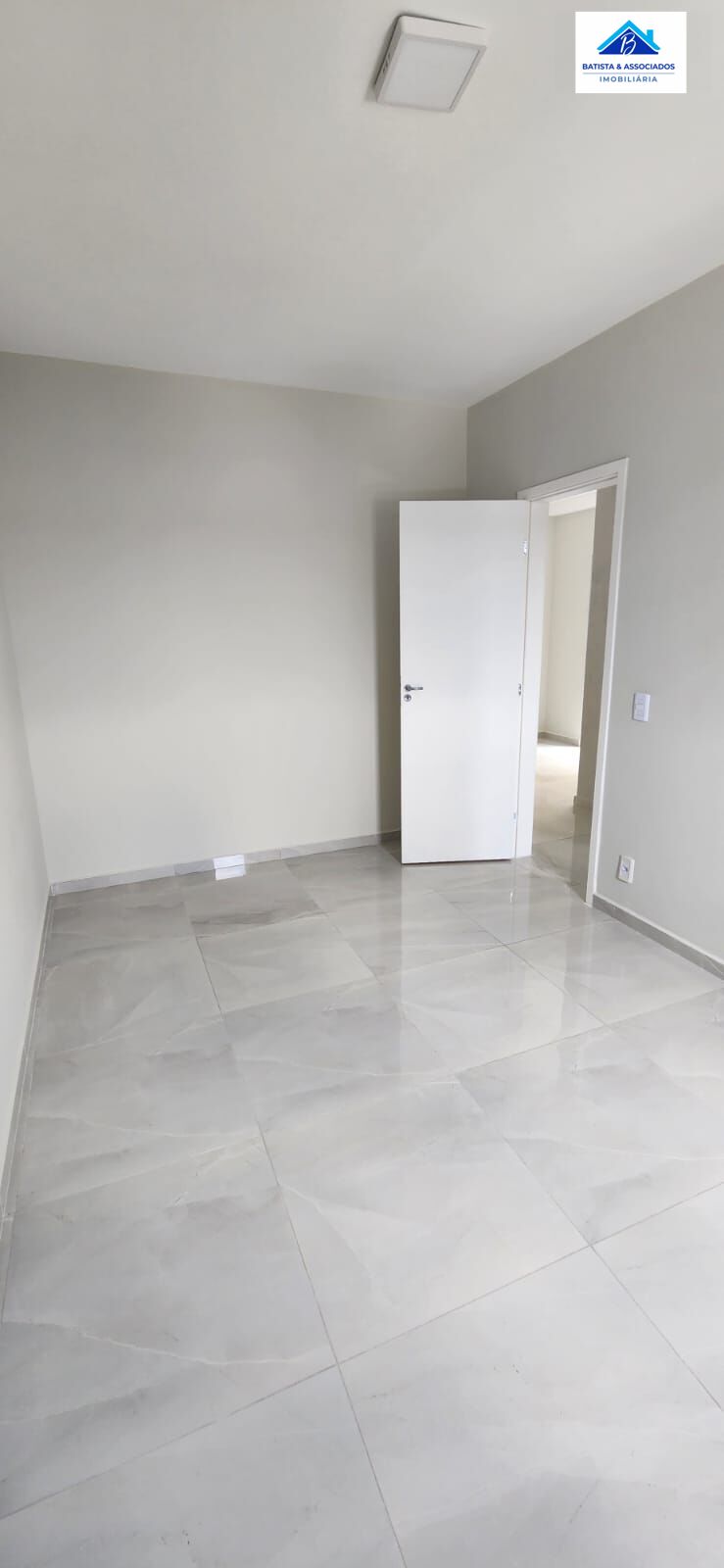 Apartamento à venda com 2 quartos, 57m² - Foto 10