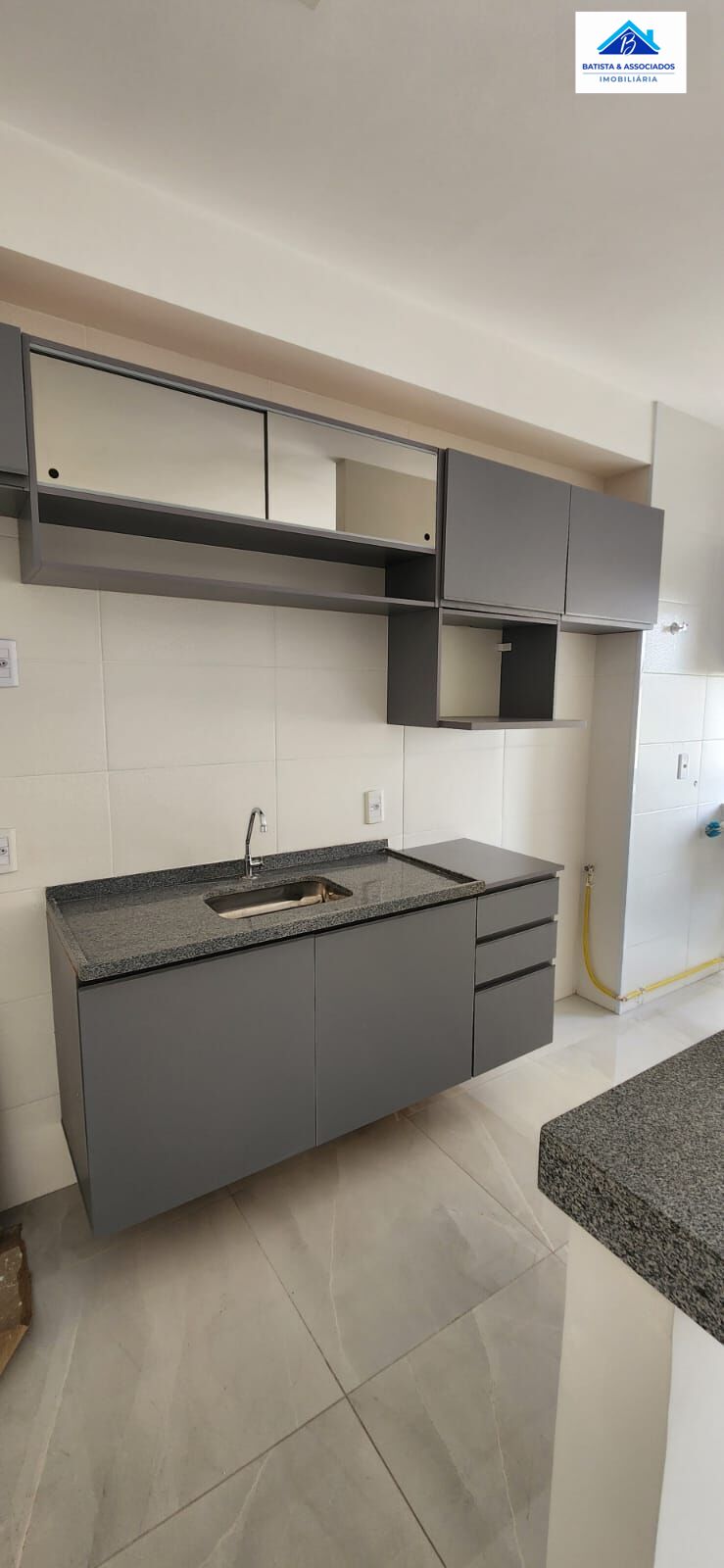 Apartamento à venda com 2 quartos, 57m² - Foto 4