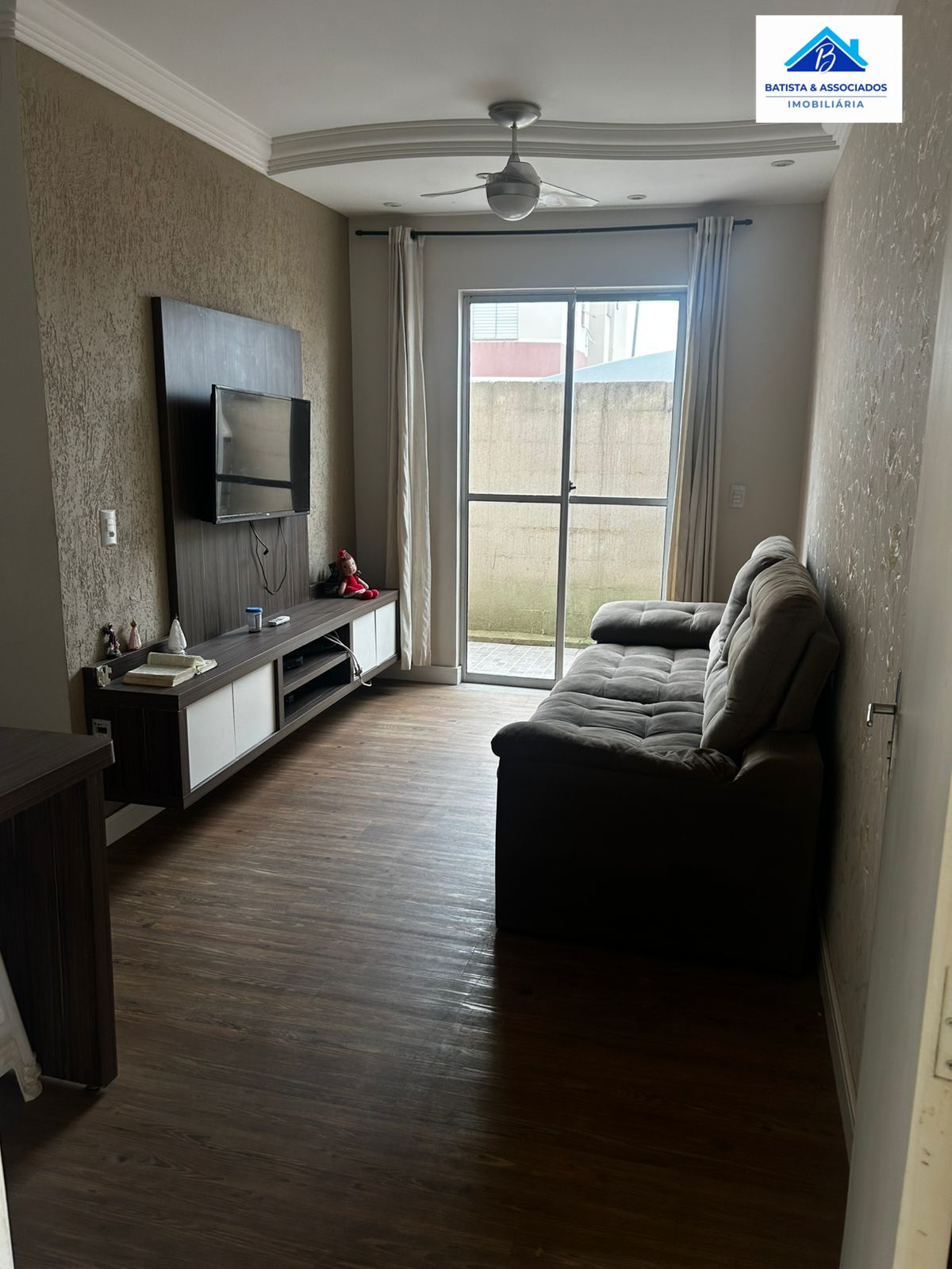 Apartamento à venda com 2 quartos, 60m² - Foto 1