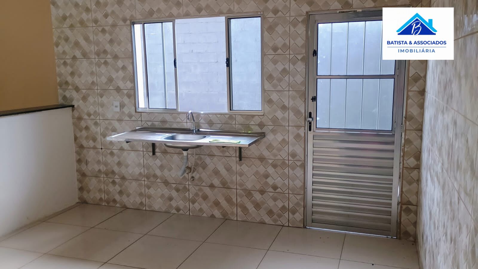 Casa à venda com 2 quartos, 220m² - Foto 16