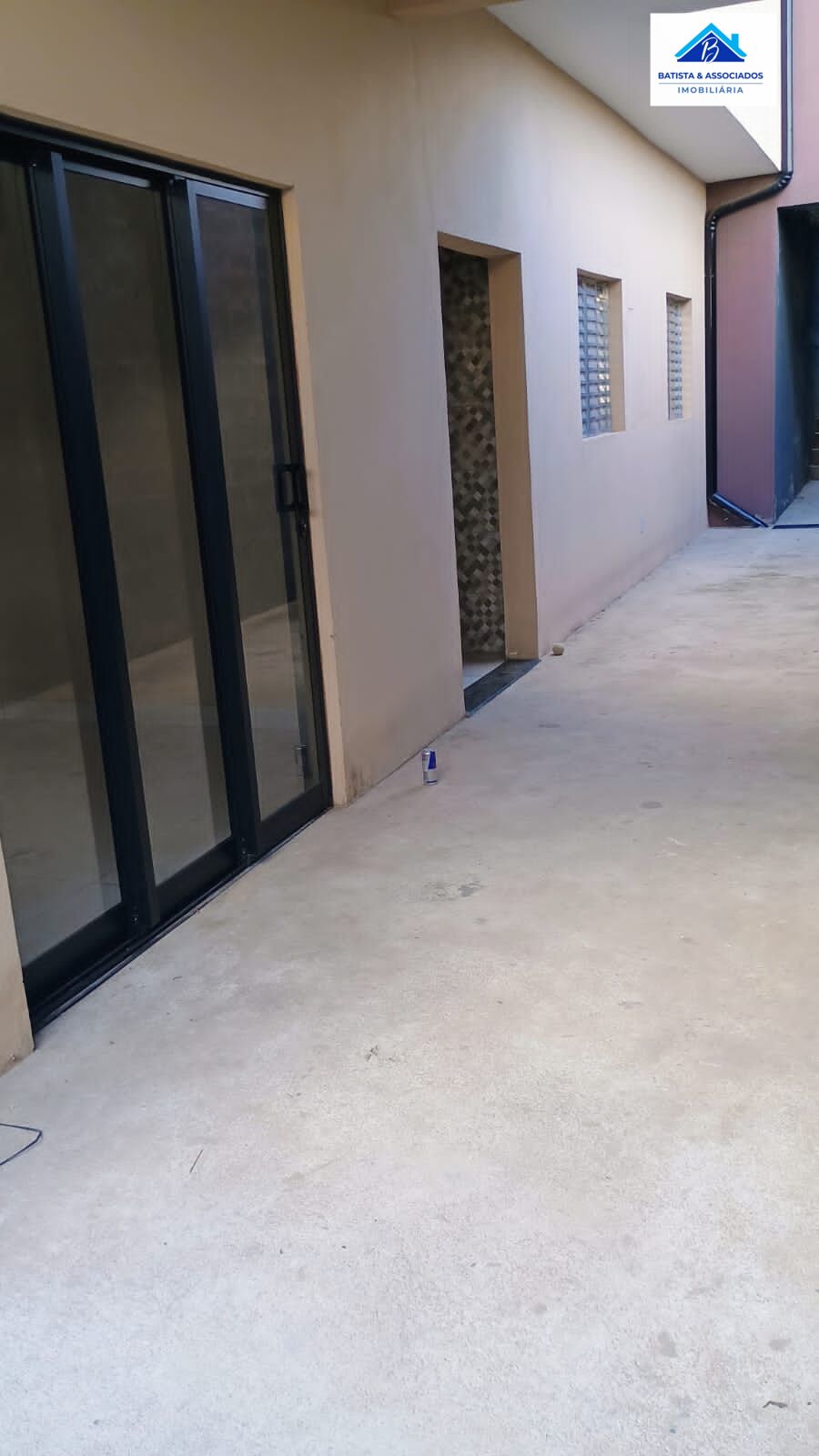 Casa à venda com 2 quartos, 220m² - Foto 9