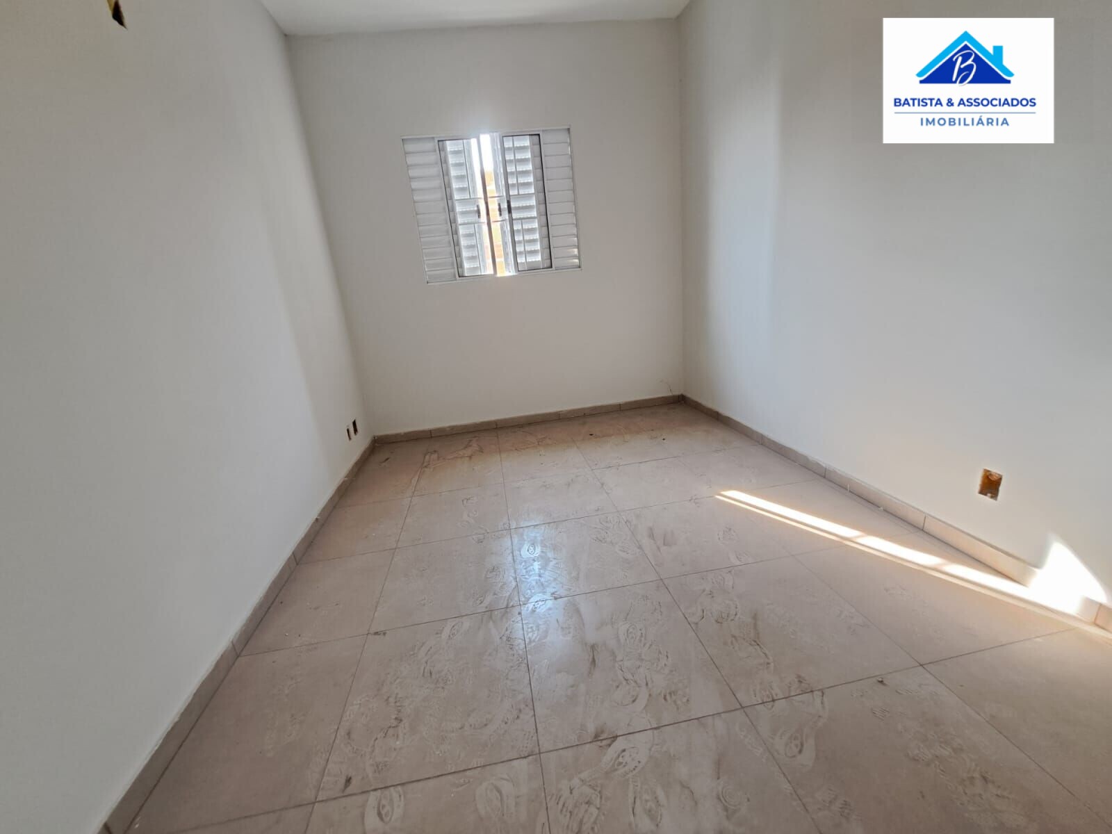 Casa à venda com 3 quartos, 82m² - Foto 10