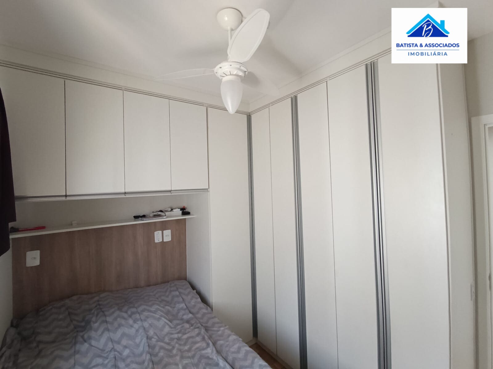 Apartamento à venda com 2 quartos, 42m² - Foto 10