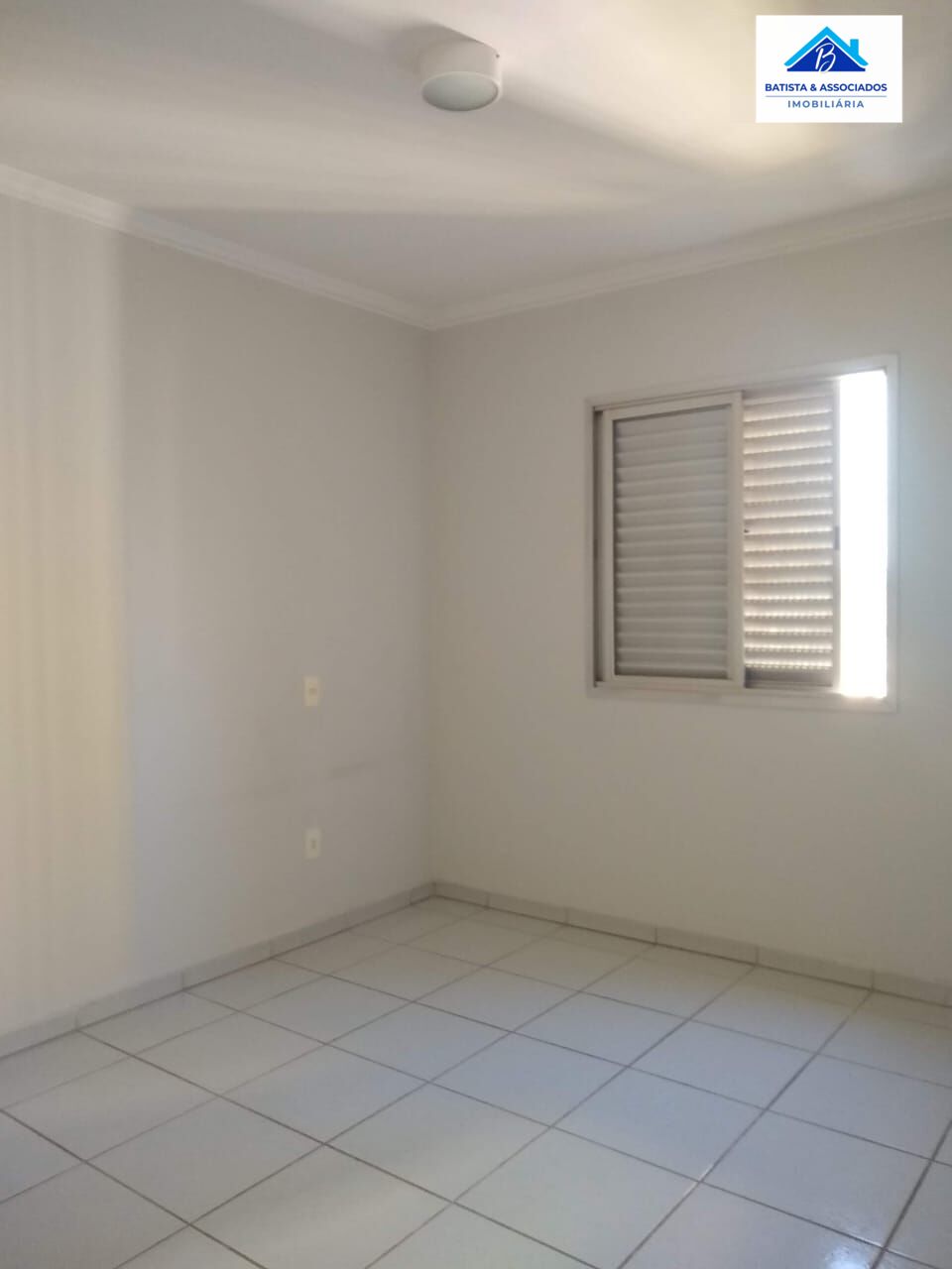 Apartamento à venda com 2 quartos, 61m² - Foto 11