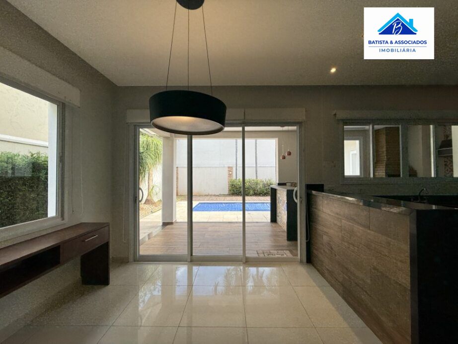 Sobrado à venda com 4 quartos, 273m² - Foto 43