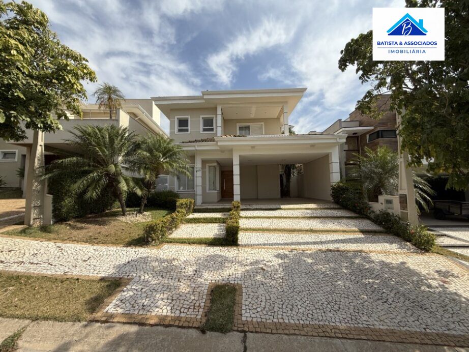 Sobrado à venda com 4 quartos, 273m² - Foto 1