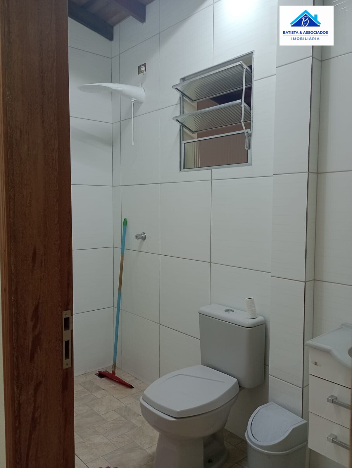 Casa à venda com 3 quartos, 200m² - Foto 10