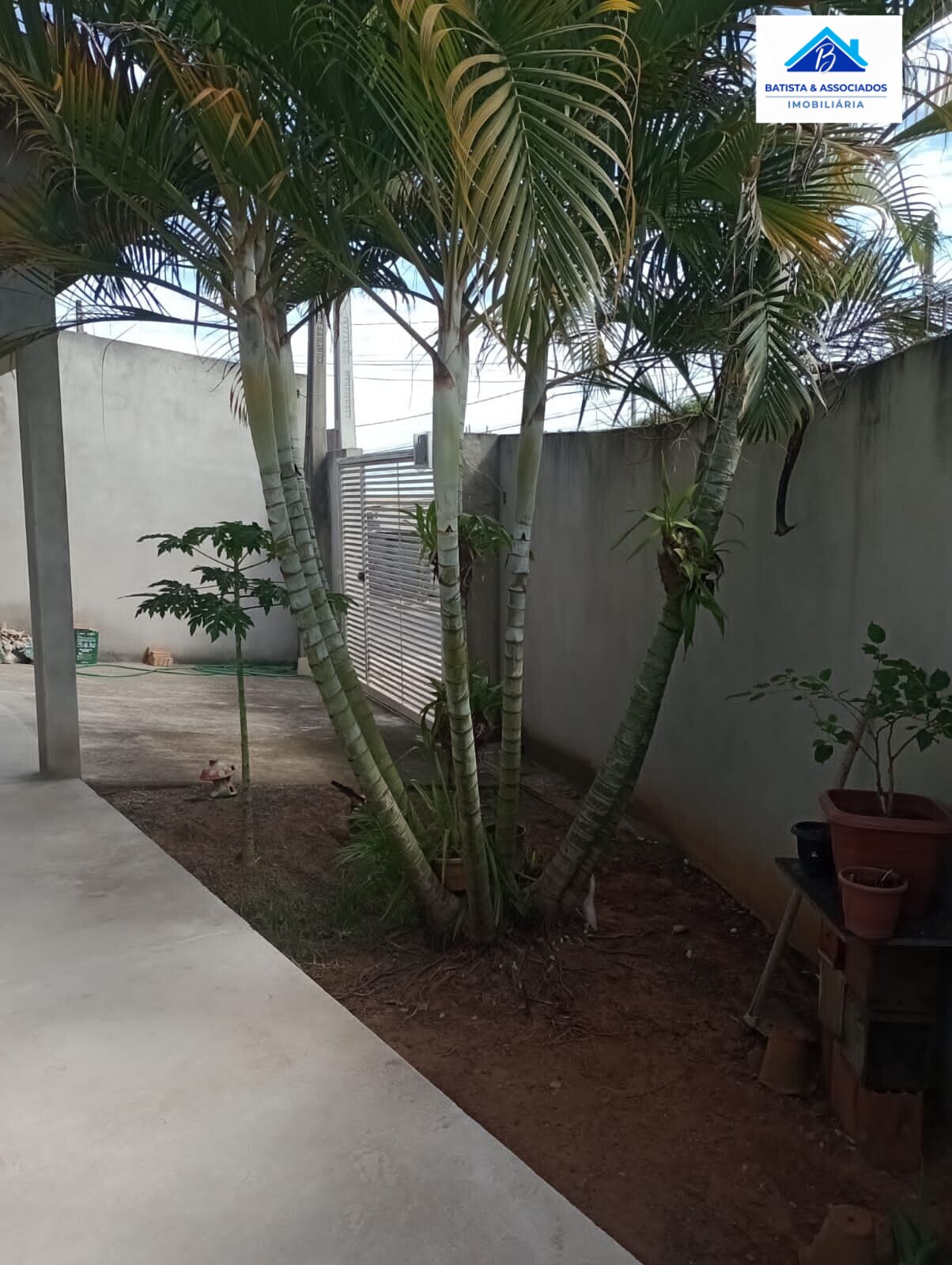 Casa à venda com 3 quartos, 200m² - Foto 27