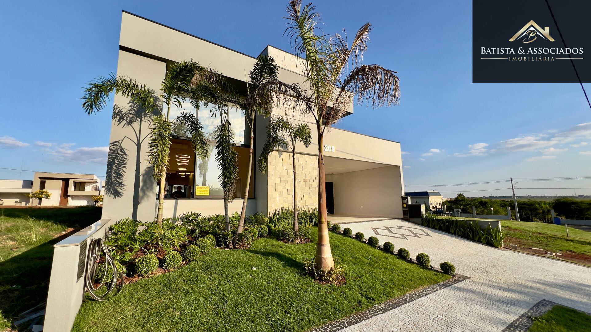 Casa, 3 quartos, 208 m² - Foto 3