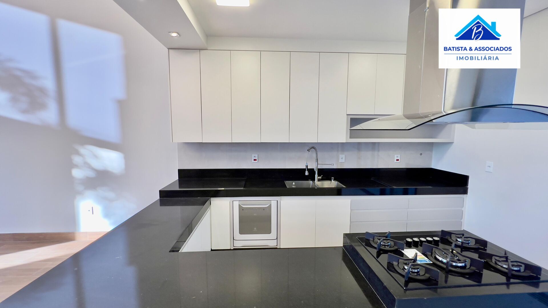 Casa, 3 quartos, 208 m² - Foto 33