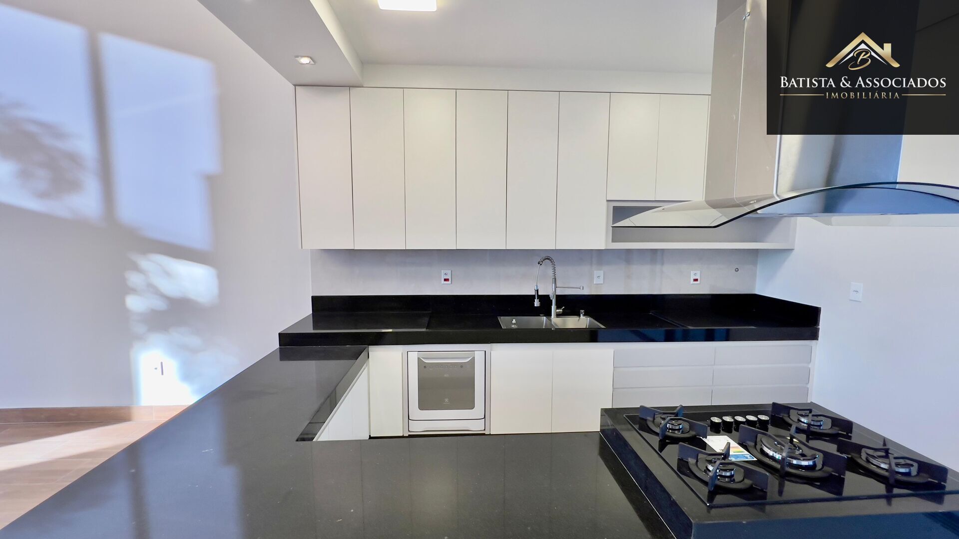 Casa, 3 quartos, 208 m² - Foto 33