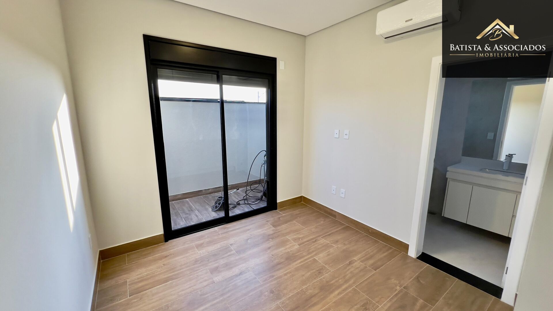 Casa, 3 quartos, 208 m² - Foto 13