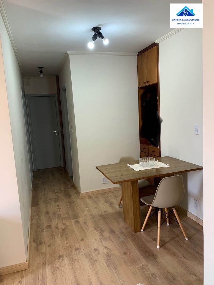 Apartamento à venda com 3 quartos, 67m² - Foto 2