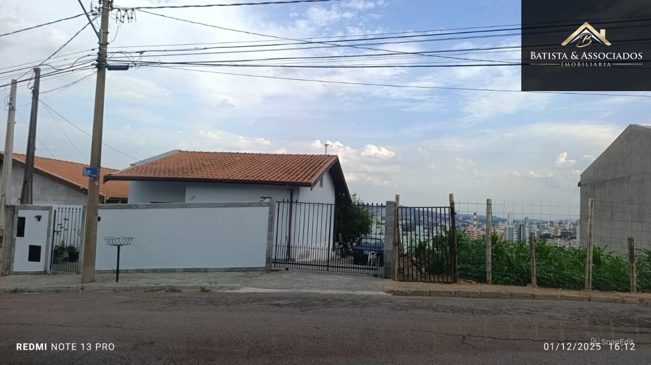 Casa, 3 quartos, 114 m² - Foto 1