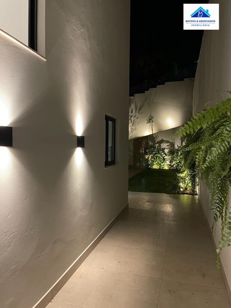 Casa de Condomínio à venda com 3 quartos, 240m² - Foto 18