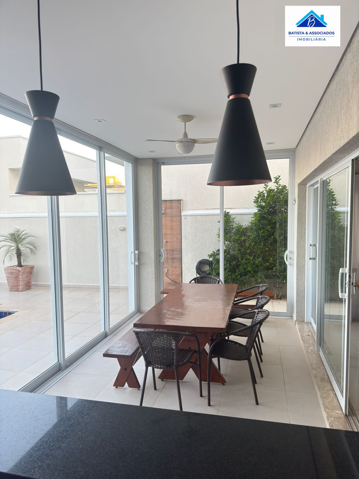 Casa à venda com 3 quartos, 250m² - Foto 16