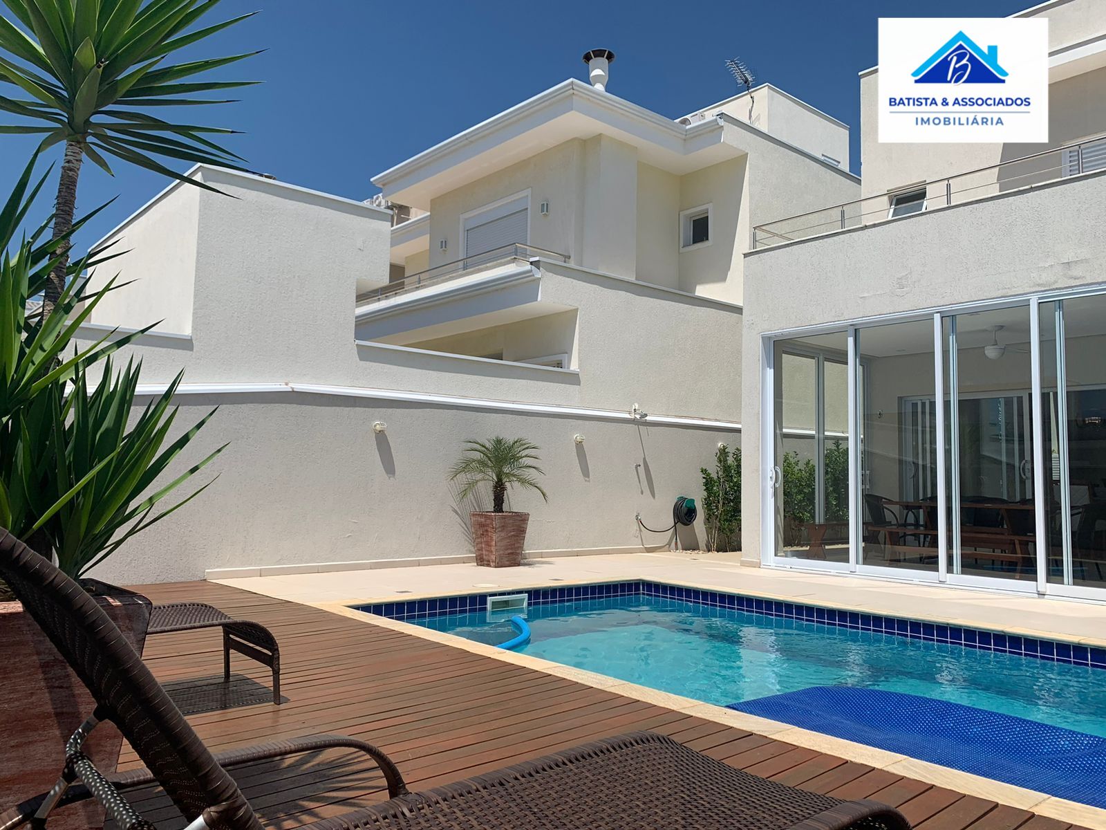 Casa à venda com 3 quartos, 250m² - Foto 17