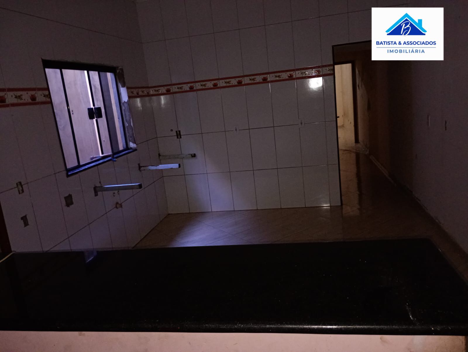 Casa à venda com 2 quartos, 80m² - Foto 8