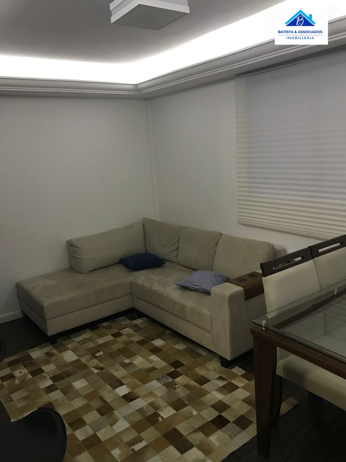 Apartamento à venda com 2 quartos, 52m² - Foto 2