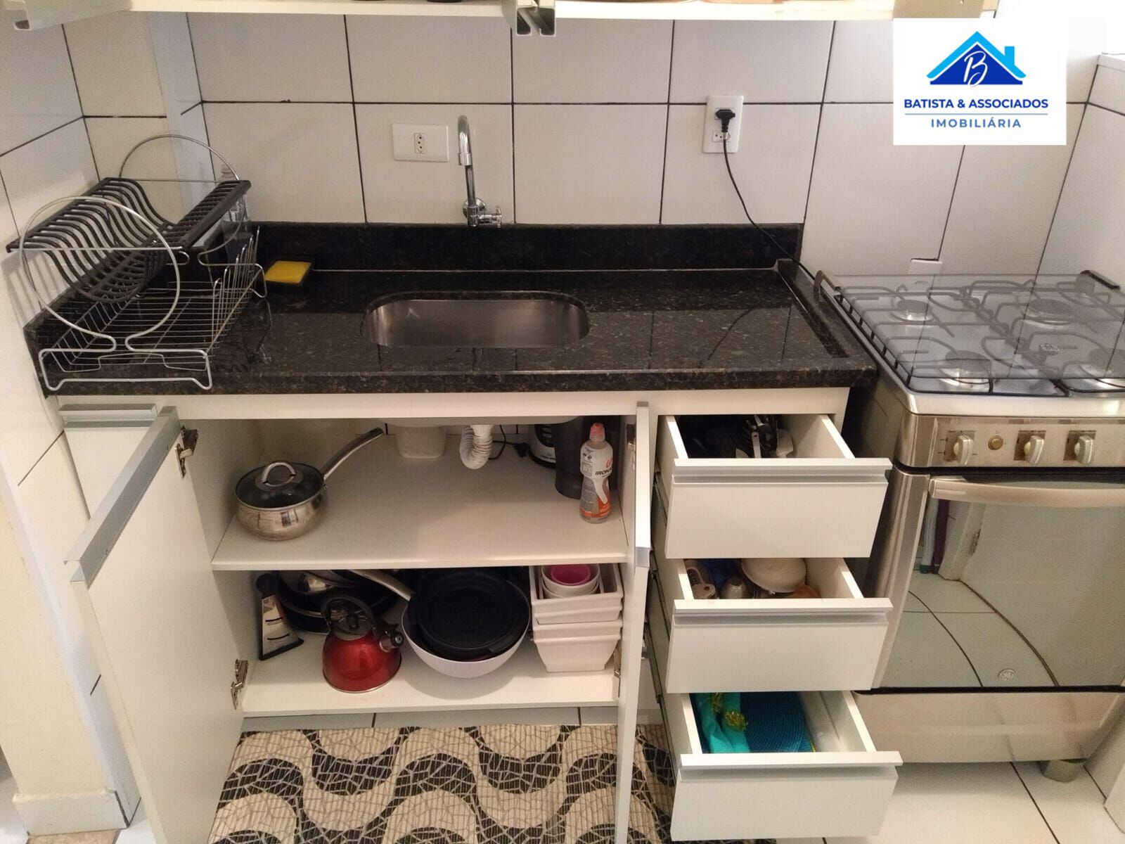 Apartamento à venda com 1 quarto, 40m² - Foto 17