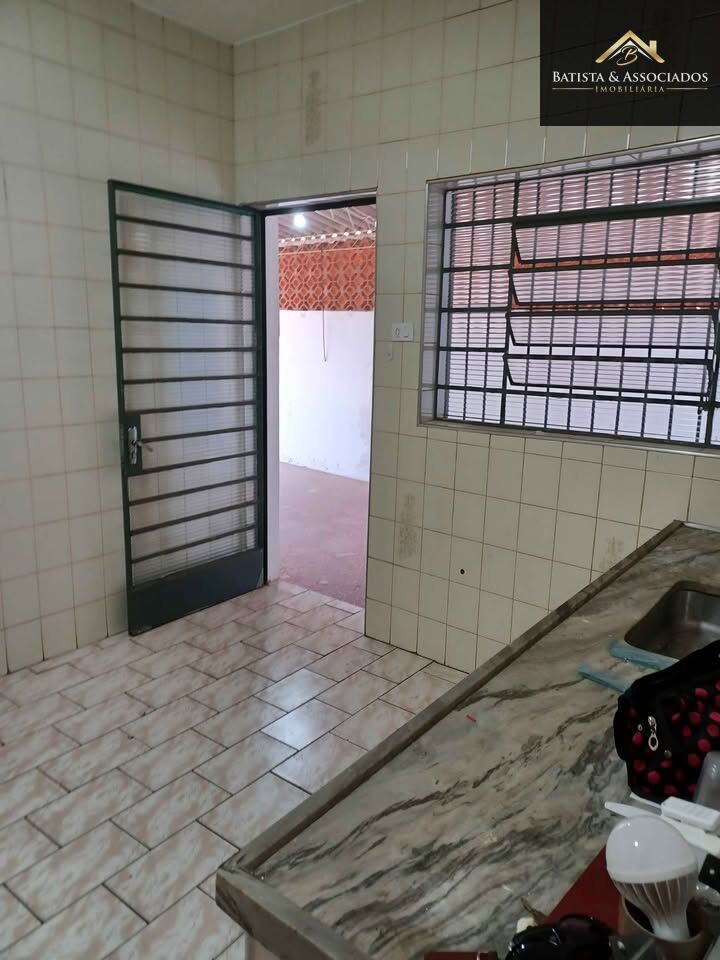 Casa, 3 quartos, 220 m² - Foto 15