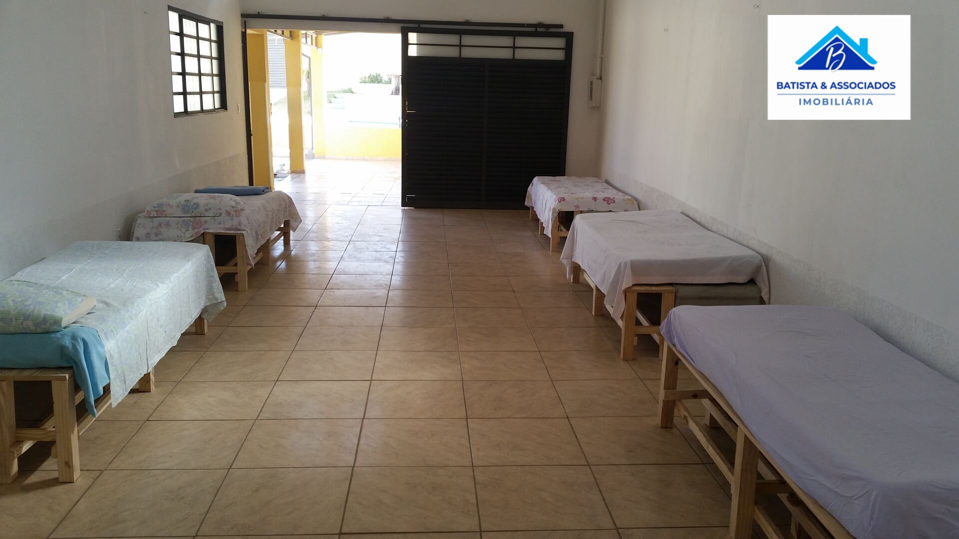 Chácara à venda com 3 quartos, 1100m² - Foto 7