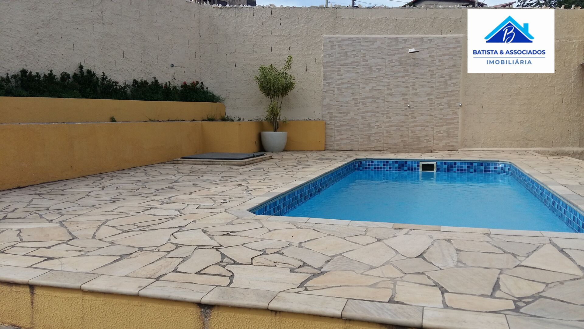Chácara à venda com 3 quartos, 1100m² - Foto 13