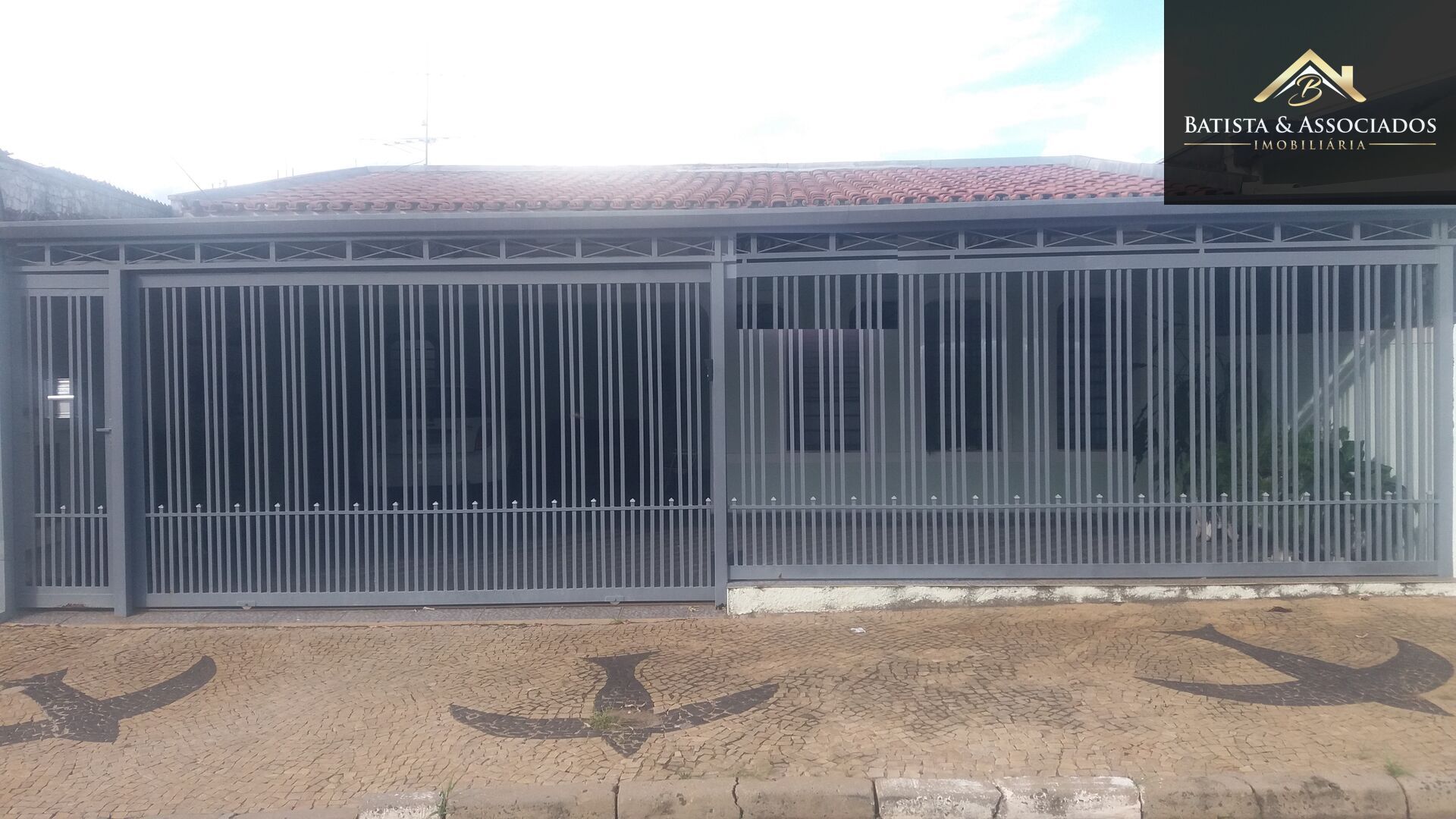 Casa, 3 quartos, 227 m² - Foto 1