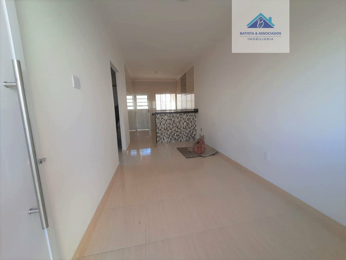 Casa à venda com 2 quartos, 126m² - Foto 3