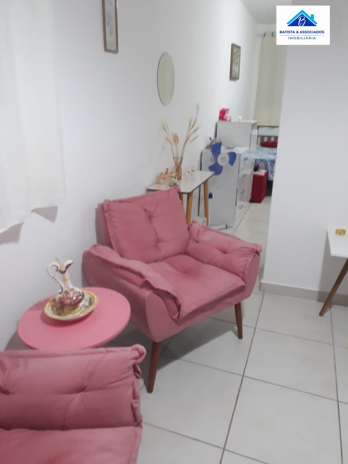 Apartamento à venda com 1 quarto, 40m² - Foto 2