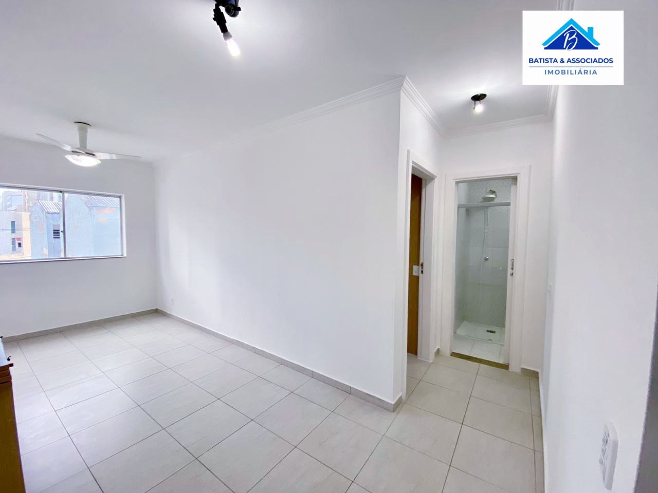 Apartamento à venda com 1 quarto, 58m² - Foto 2