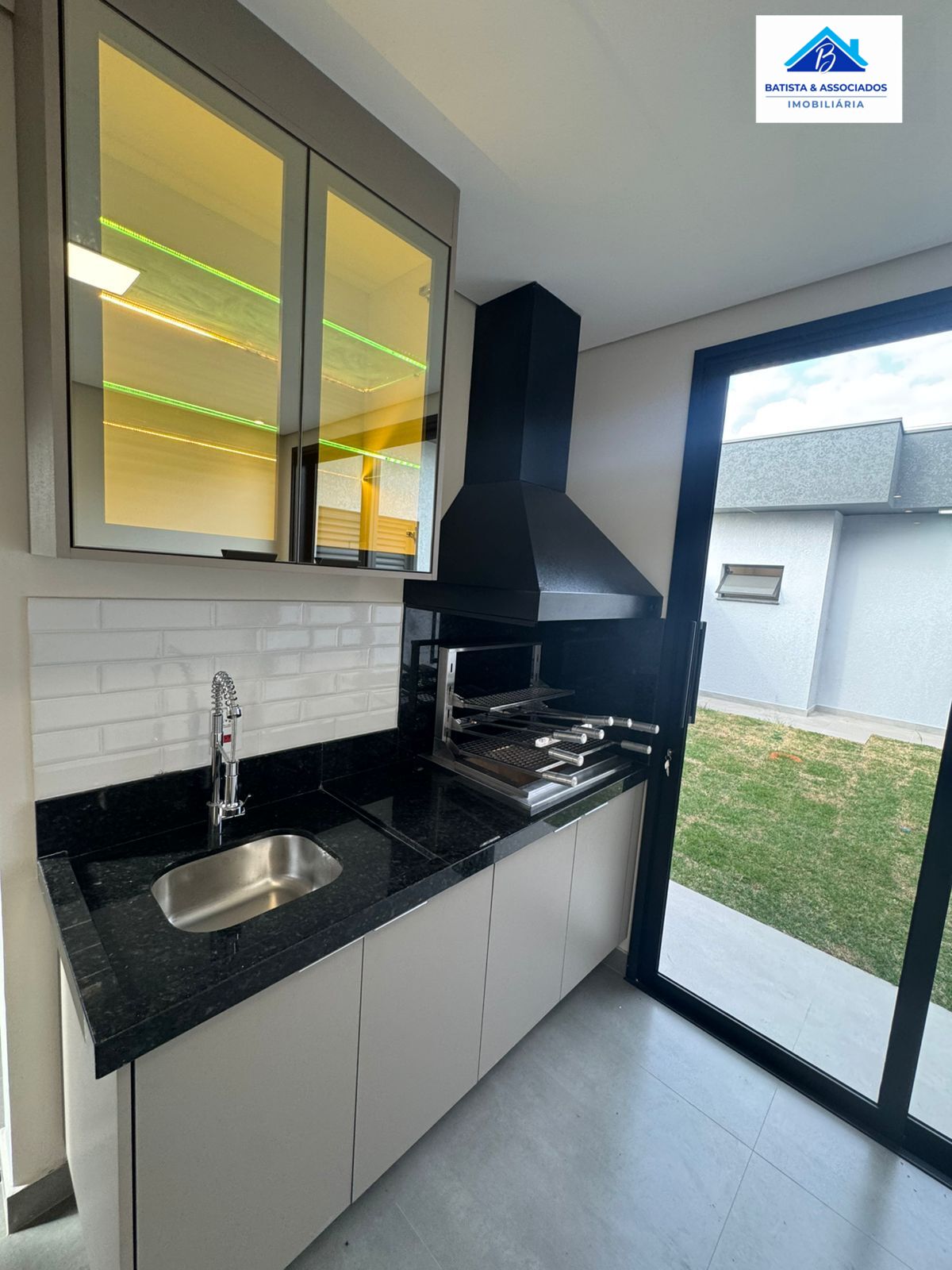 Casa à venda com 3 quartos, 154m² - Foto 5