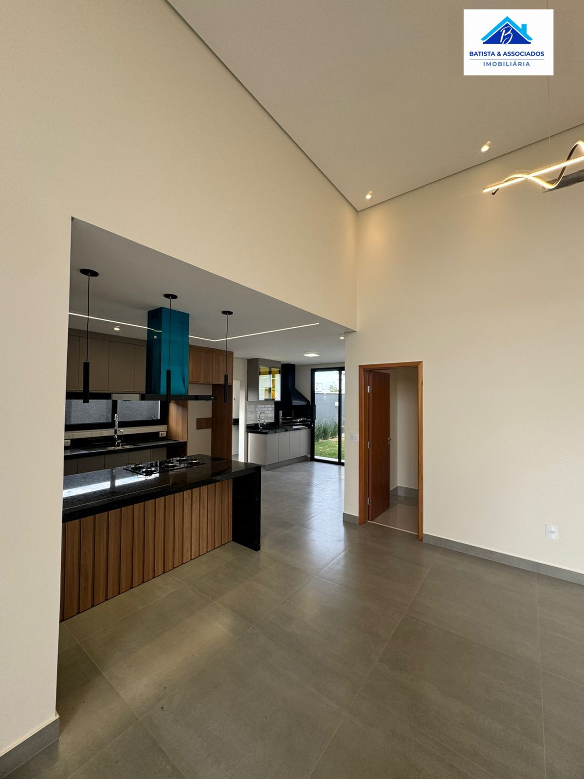 Casa à venda com 3 quartos, 154m² - Foto 11