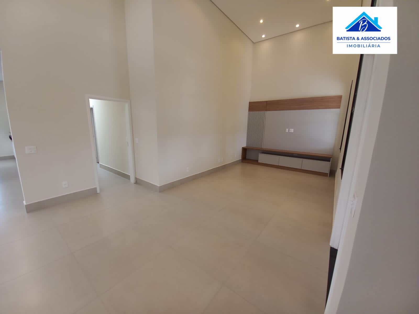 Casa de Condomínio à venda com 3 quartos, 200m² - Foto 4