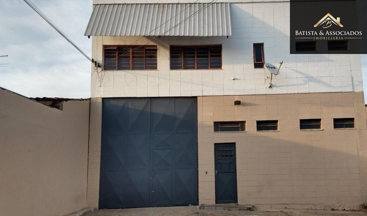 Loja-Salão, 295 m² - Foto 1