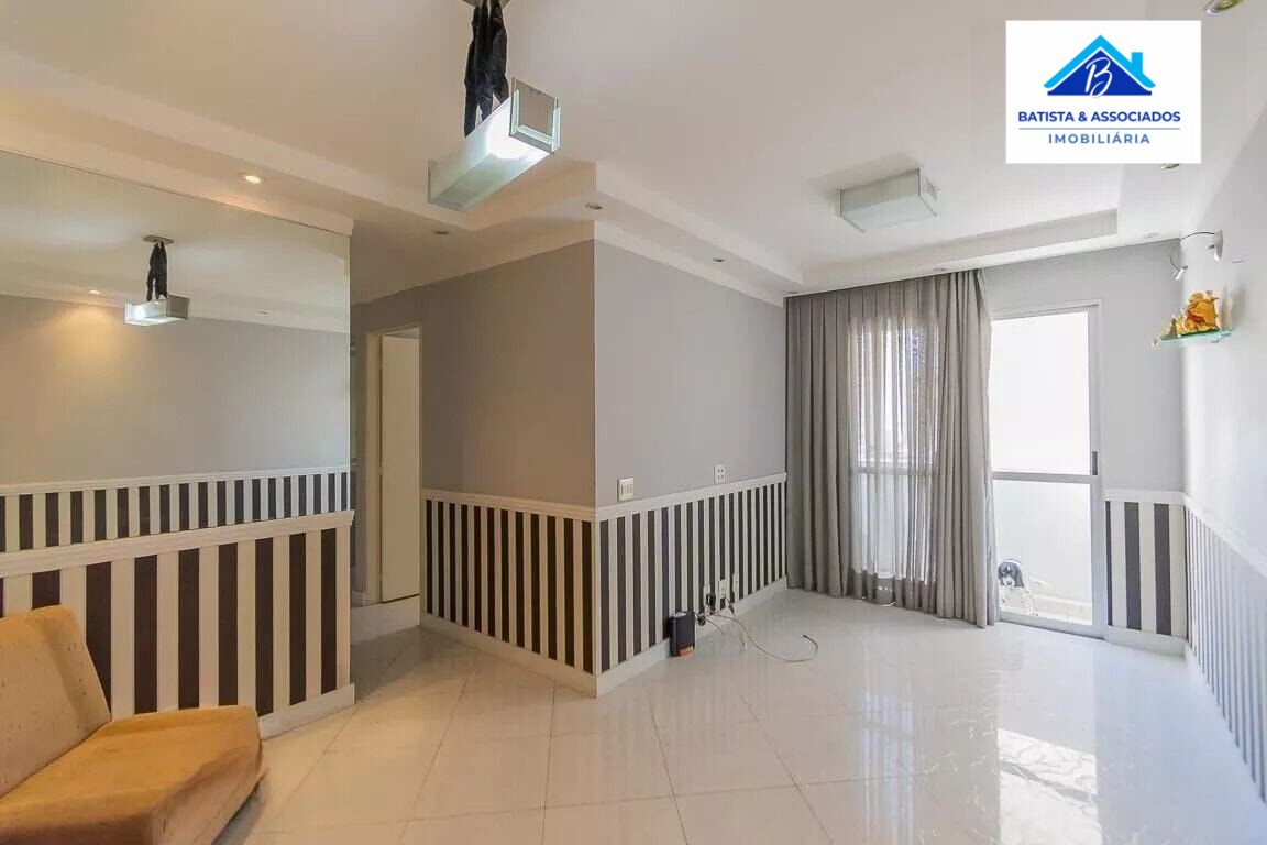 Apartamento à venda com 3 quartos, 67m² - Foto 2