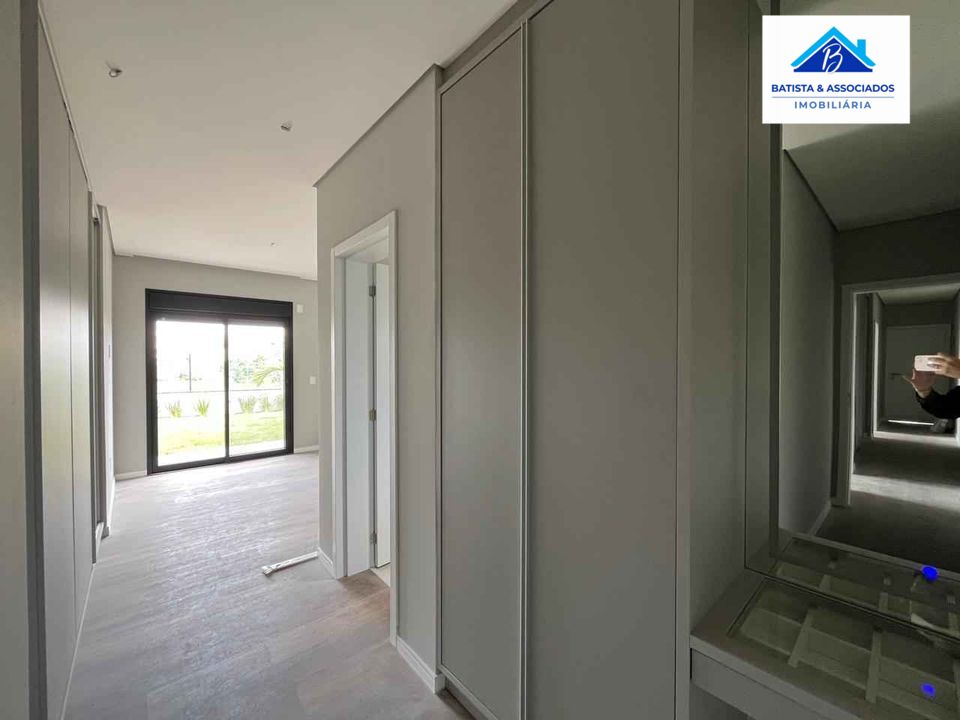 Casa à venda com 3 quartos, 220m² - Foto 14