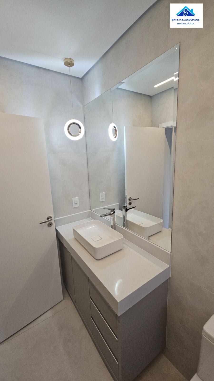 Casa à venda com 3 quartos, 220m² - Foto 12