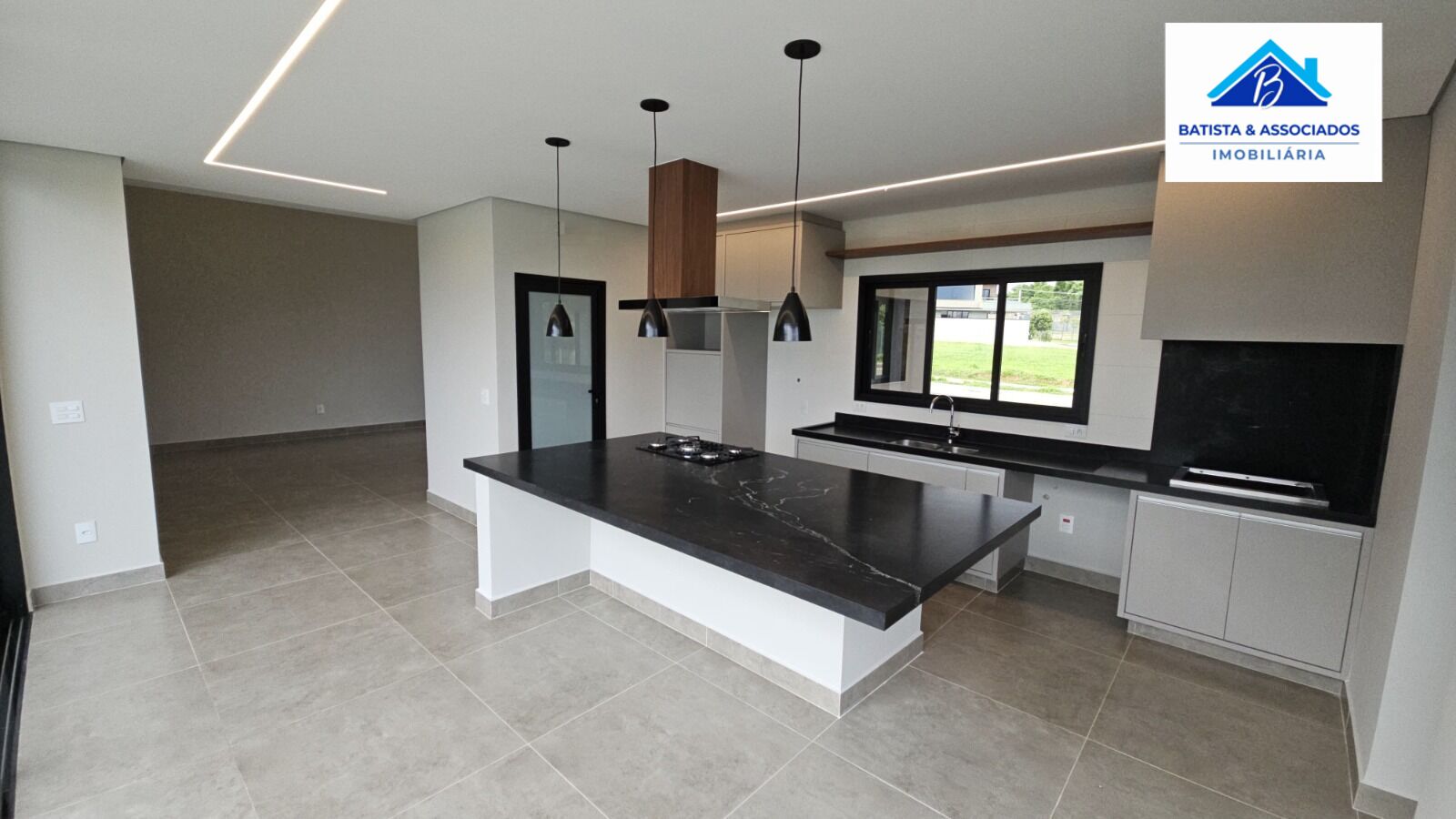 Casa à venda com 3 quartos, 220m² - Foto 23