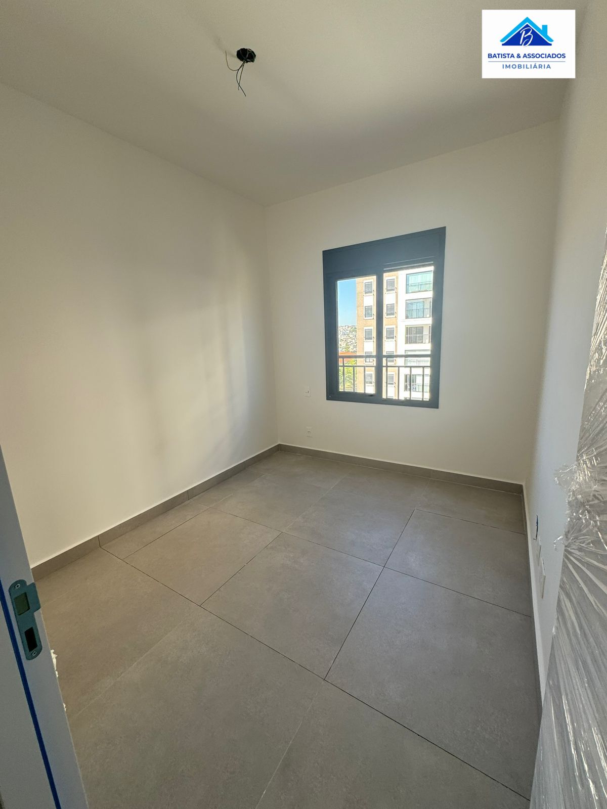 Apartamento à venda com 3 quartos, 77m² - Foto 9