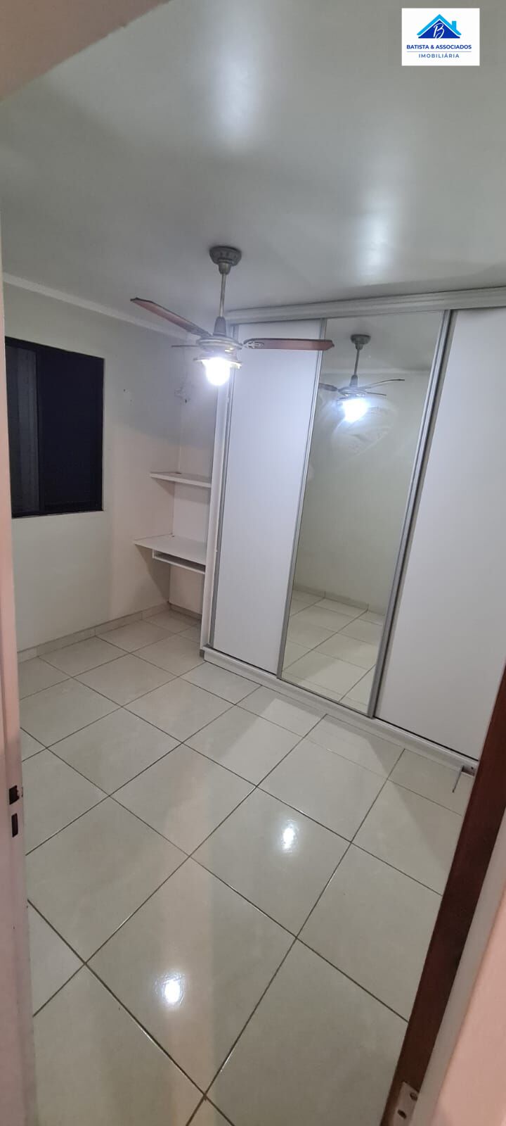 Apartamento à venda com 2 quartos, 52m² - Foto 2