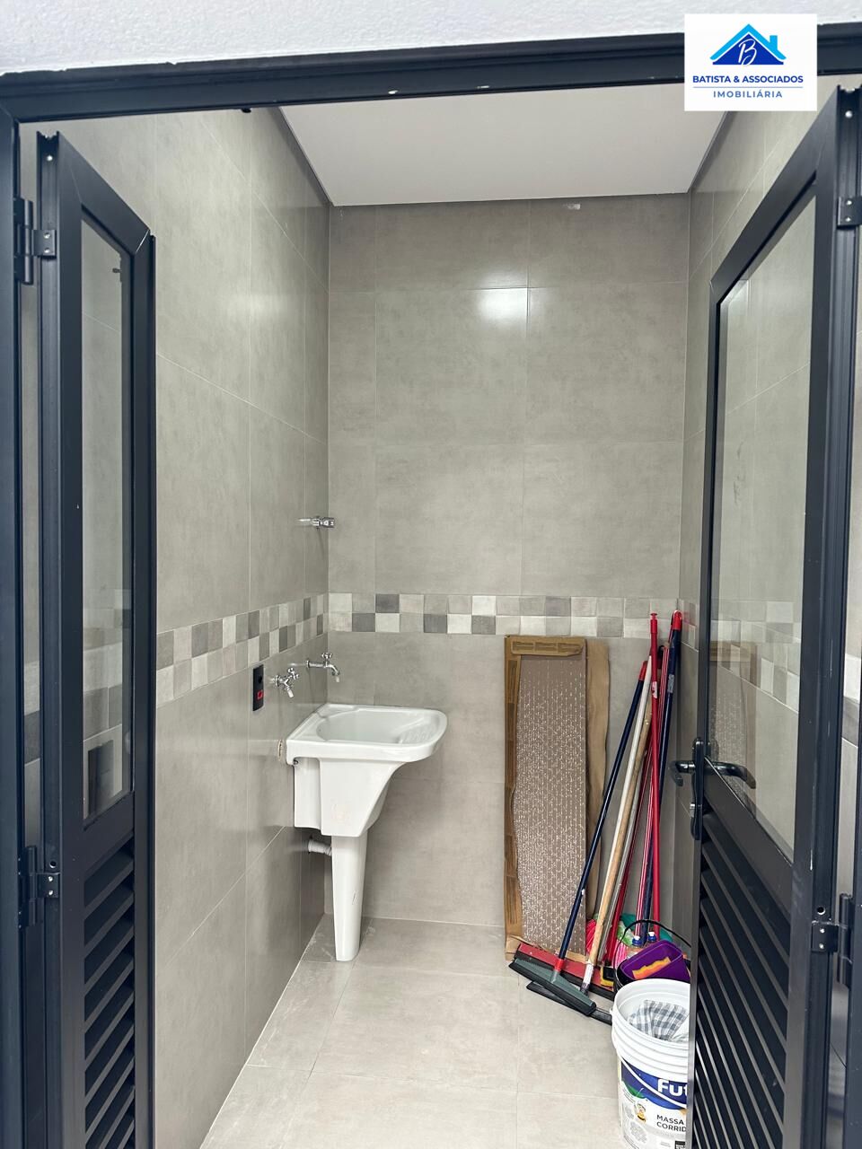Casa à venda com 3 quartos, 170m² - Foto 25