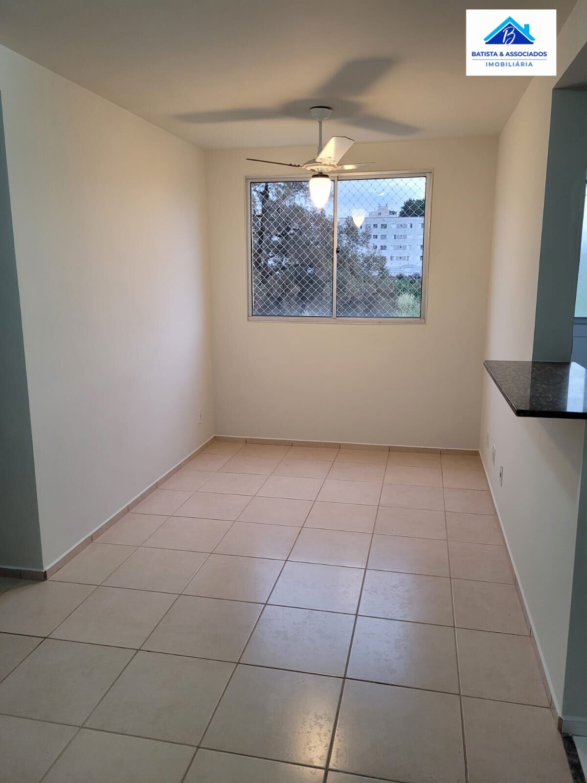 Apartamento à venda com 2 quartos, 47m² - Foto 2