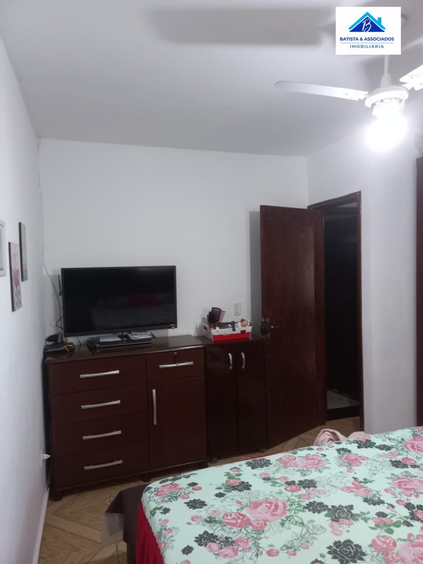 Casa à venda com 2 quartos, 50m² - Foto 11