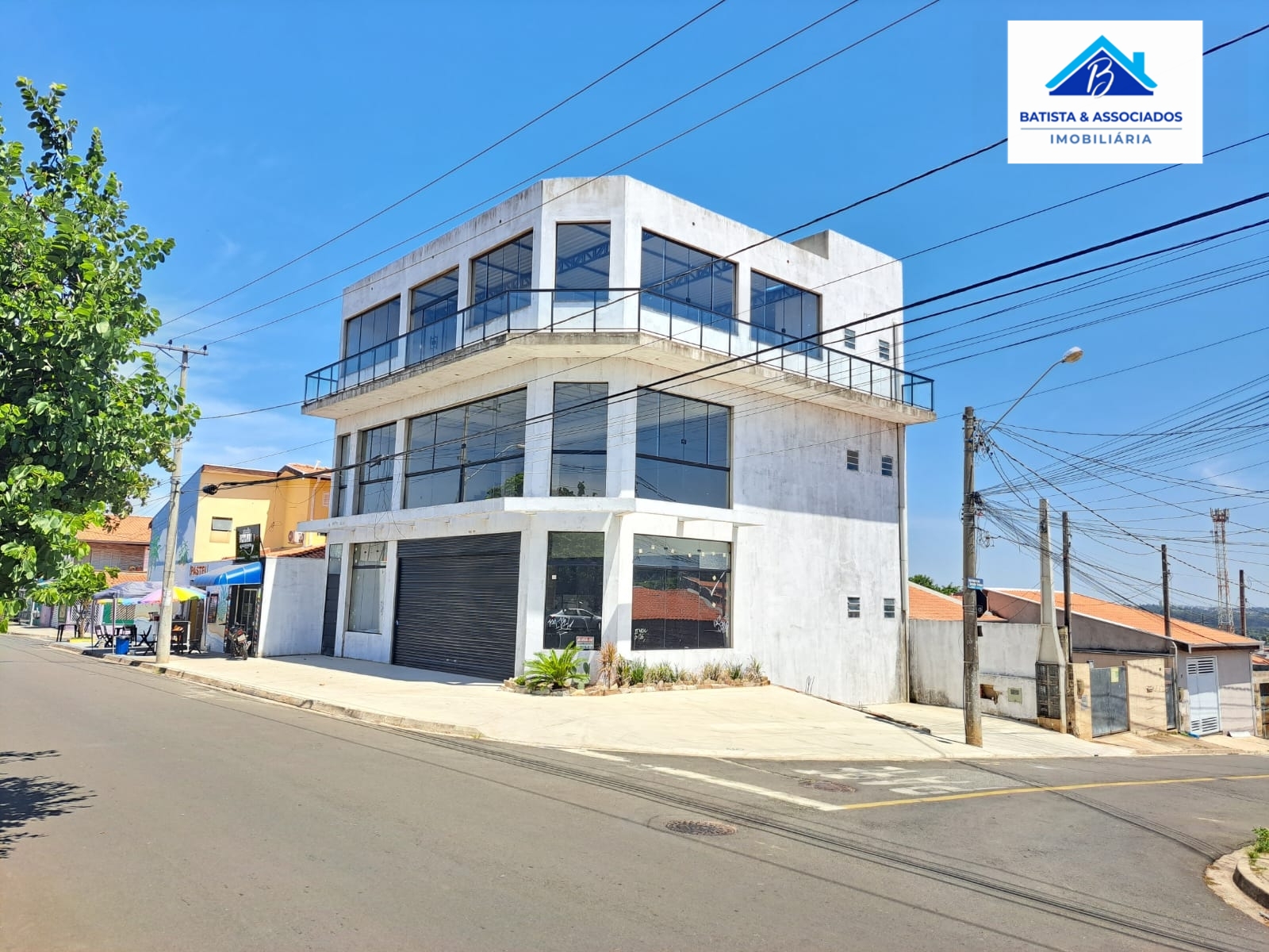 Prédio Inteiro para alugar, 170m² - Foto 1