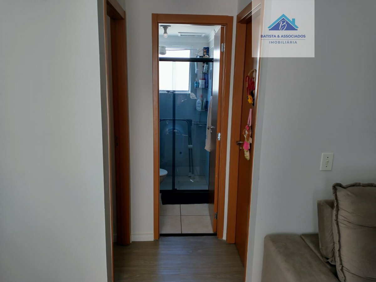 Apartamento à venda com 2 quartos, 42m² - Foto 3