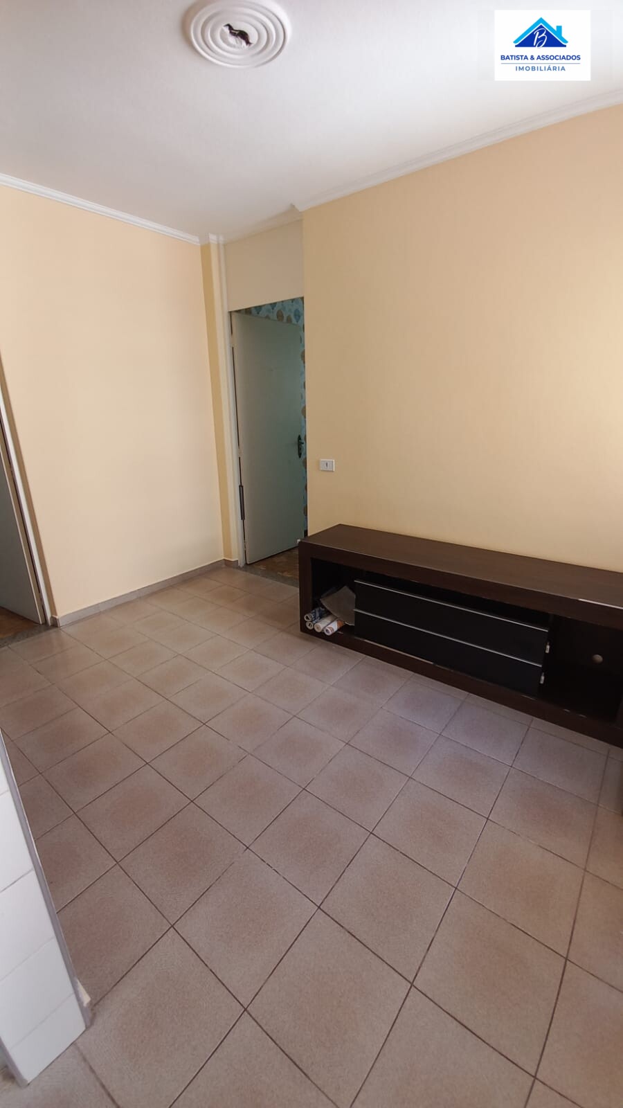 Apartamento à venda com 2 quartos, 62m² - Foto 3