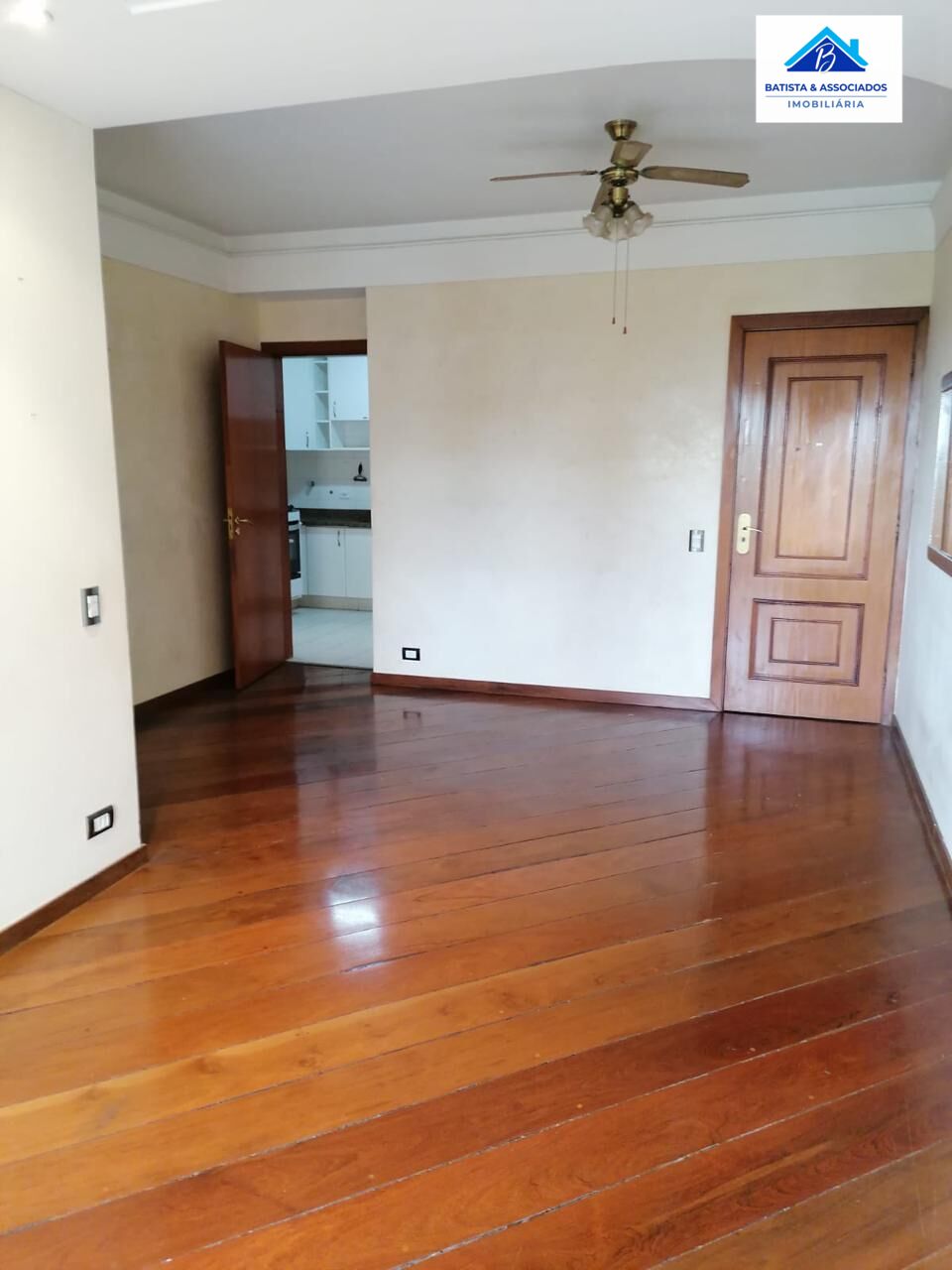 Apartamento à venda com 3 quartos, 116m² - Foto 4